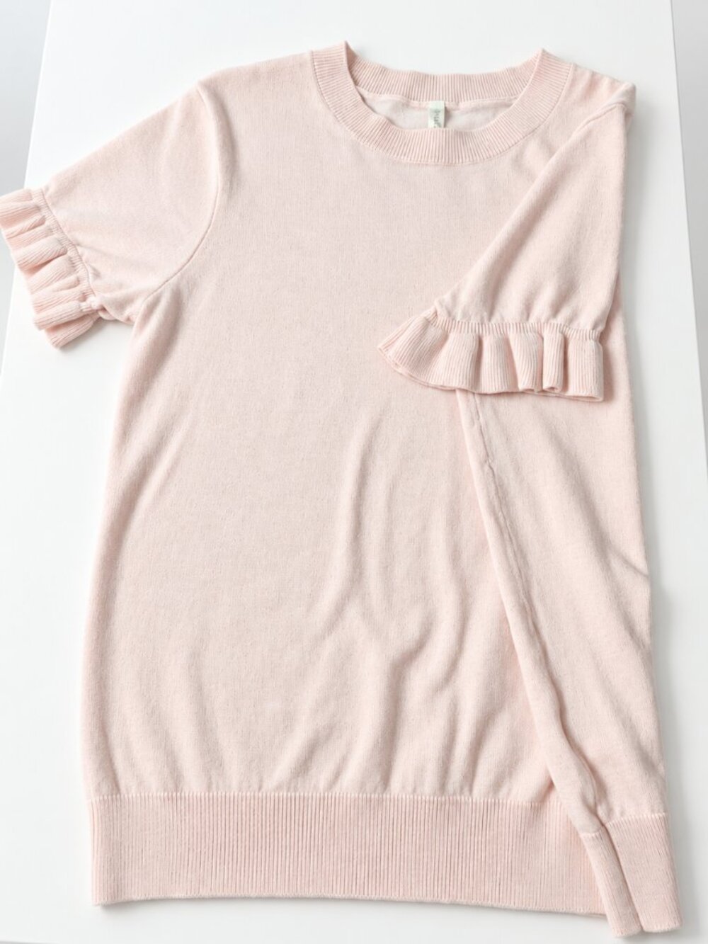 Pretty pink top - Picture 3 of 9